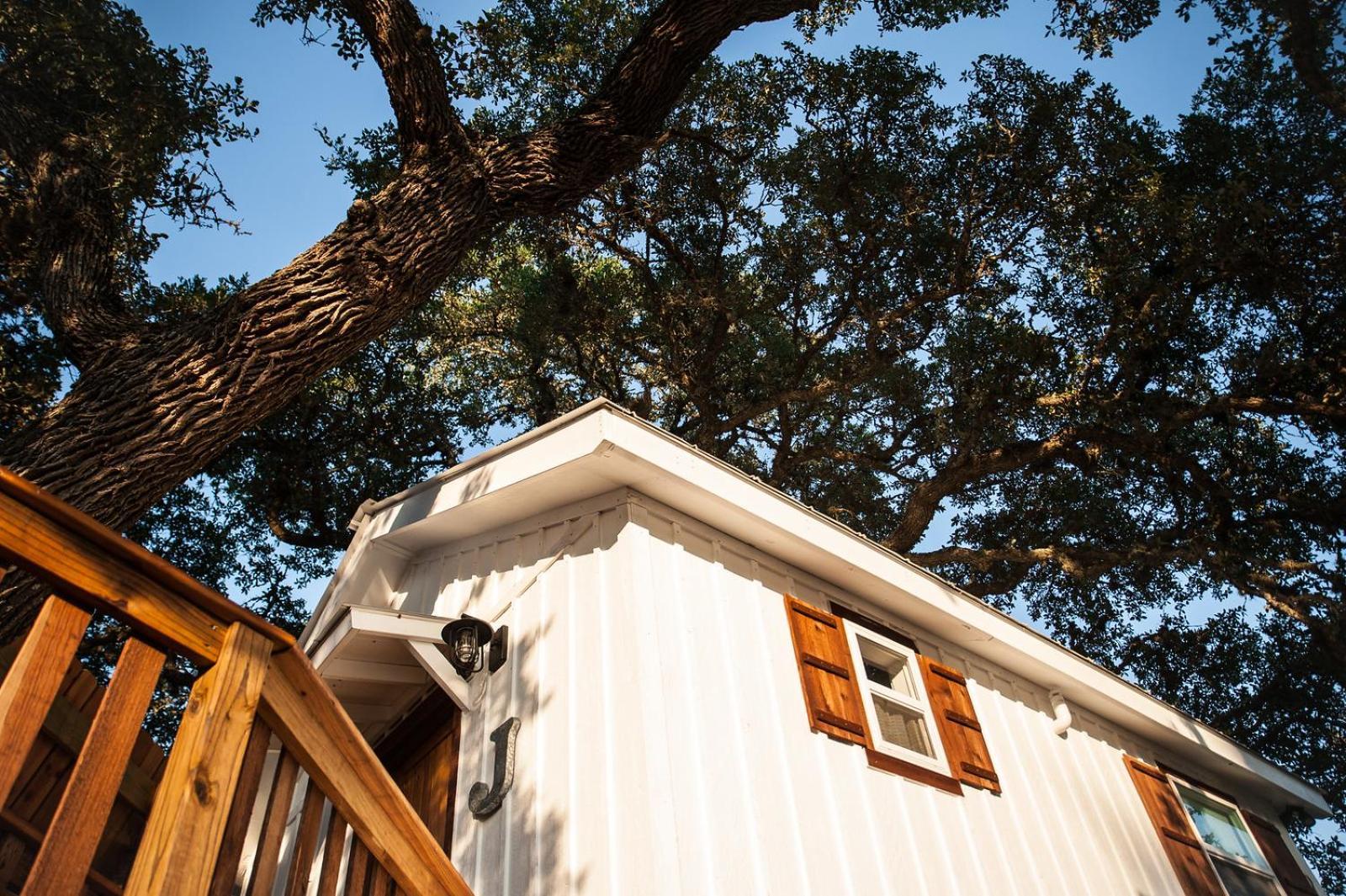 The Alexander At Creek Road Hotel Dripping Springs Exterior photo