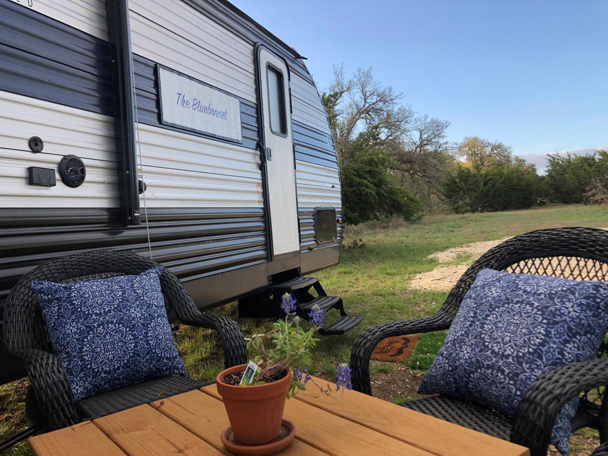 The Alexander At Creek Road Hotel Dripping Springs Exterior photo